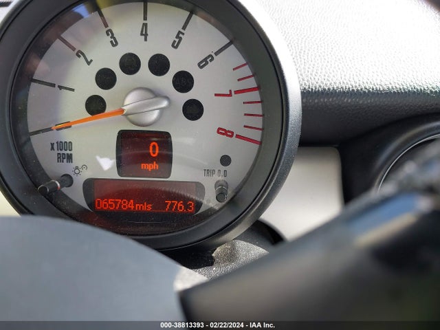 2012 MINI COOPER CLUBMAN WMWZF3C52CT488897 Photo 6