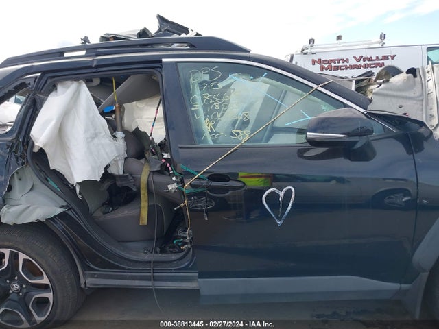 Toyota Rav4 Adventure 2019 2T3J1RFV0KW004668 Image 13