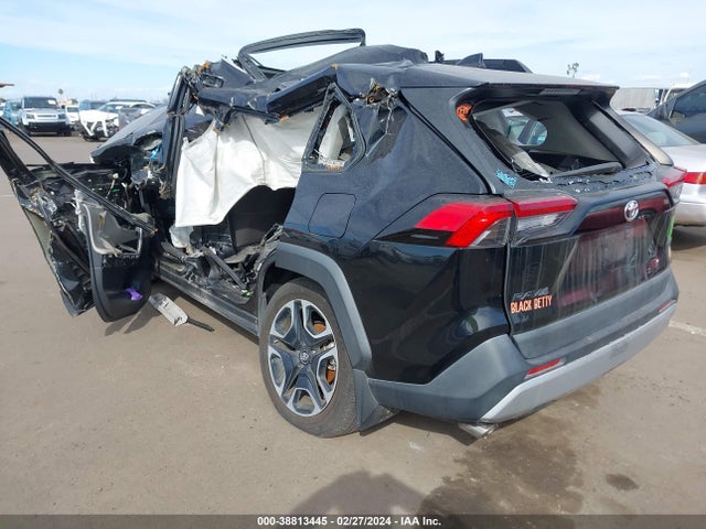 Toyota Rav4 Adventure 2019 2T3J1RFV0KW004668 Image 3