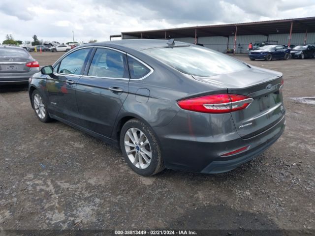 3FA6P0MU5KR201792 Ford Fusion Hybrid Sel