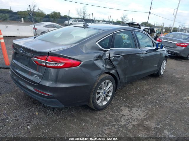 3FA6P0MU5KR201792 Ford Fusion Hybrid Sel