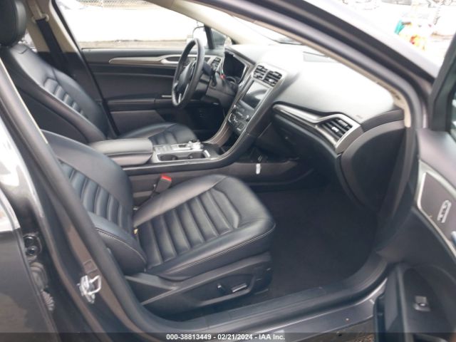 3FA6P0MU5KR201792 Ford Fusion Hybrid Sel