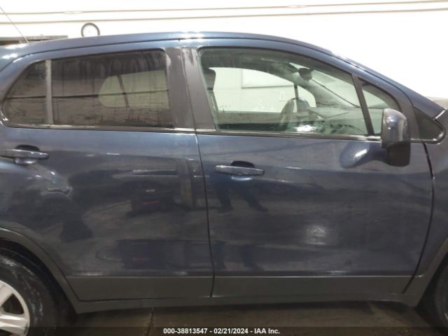 3GNCJNSB4KL218039 Chevrolet TRAX LS