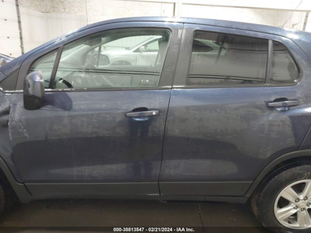 3GNCJNSB4KL218039 Chevrolet TRAX LS