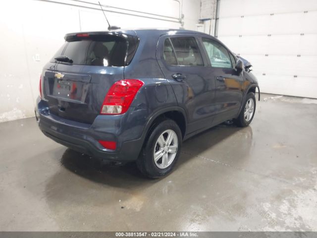 3GNCJNSB4KL218039 Chevrolet TRAX LS