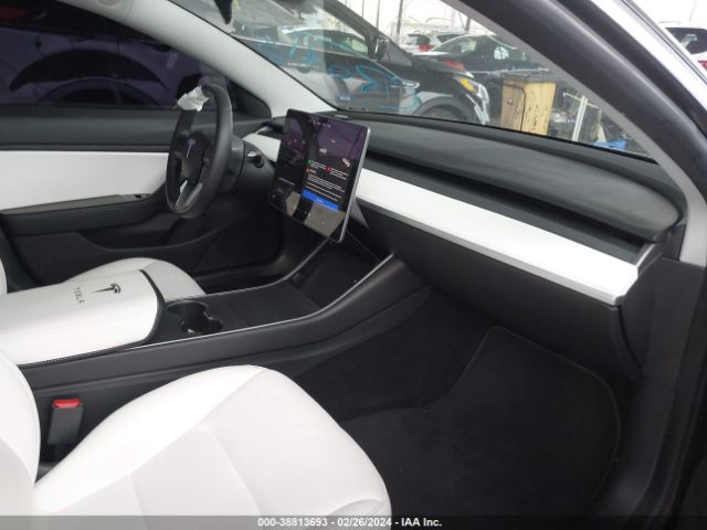 5YJ3E1EB6KF390640 Tesla Model 3 Long Range/performance