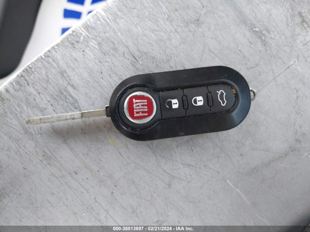 2013 FIAT 500C 3C3CFFDR8DT747561 Photo 10