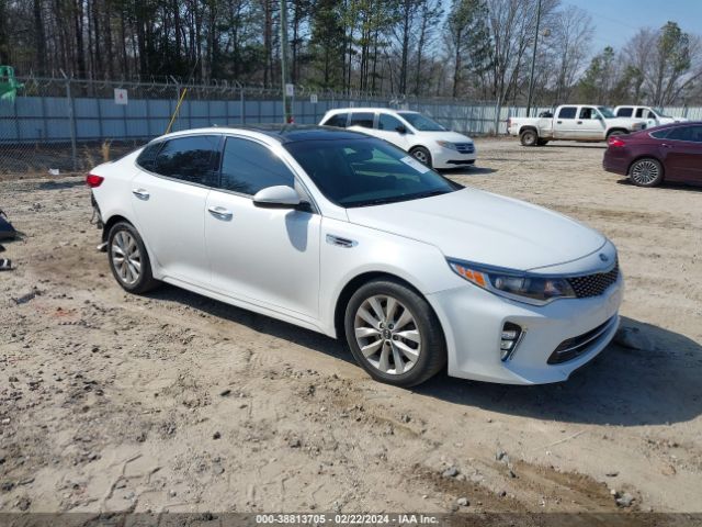 Auction sale of the 2018 Kia Optima S, vin: 5XXGT4L30JG241186, lot number: 38813705