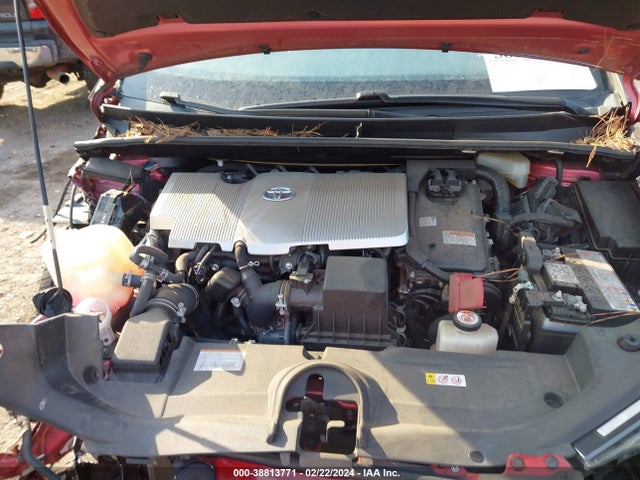 Toyota Prius Four Touring 2017 JTDKARFU8H3535740 Image 10