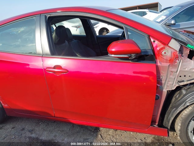Toyota Prius Four Touring 2017 JTDKARFU8H3535740 Image 14