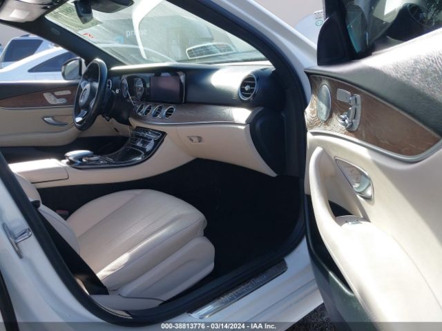 WDDZF4JB2HA074223 Mercedes-Benz E 300