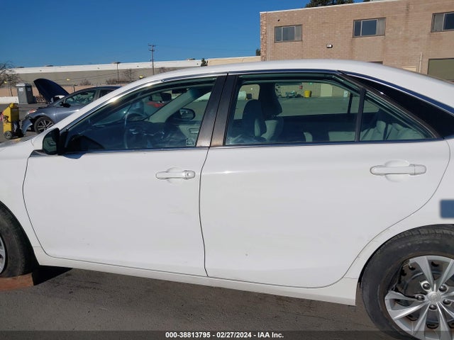 Toyota CAMRY LE 2017 4T1BF1FK2HU441098 Image 14