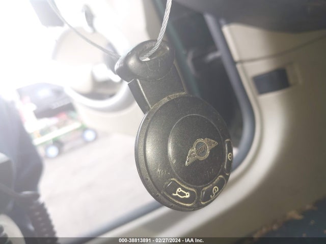 2012 MINI COOPER WMWSU3C51CT259375 Photo 10