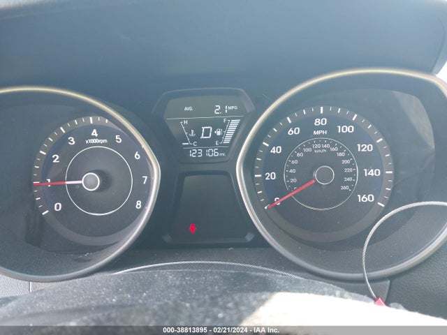 2014 HYUNDAI ELANTRA SE VIN: 5NPDH4AE9EH544535