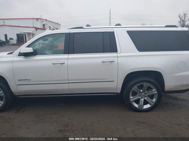 GMC YUKON XL DENALI 2016 1GKS2HKJ6GR225668 Image 14