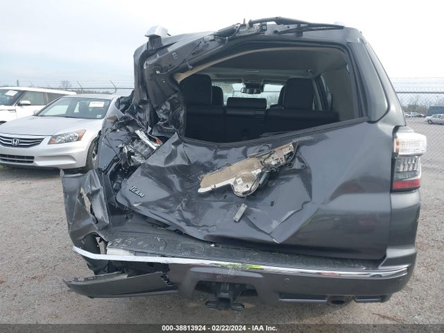 Toyota 4runner Limited 2022 JTEDU5JR1N5274362 Image 16