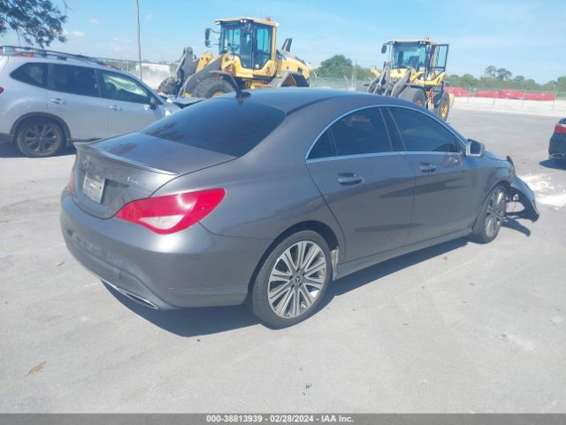 WDDSJ4GB7JN576926 Mercedes-Benz CLA 250 4MATIC