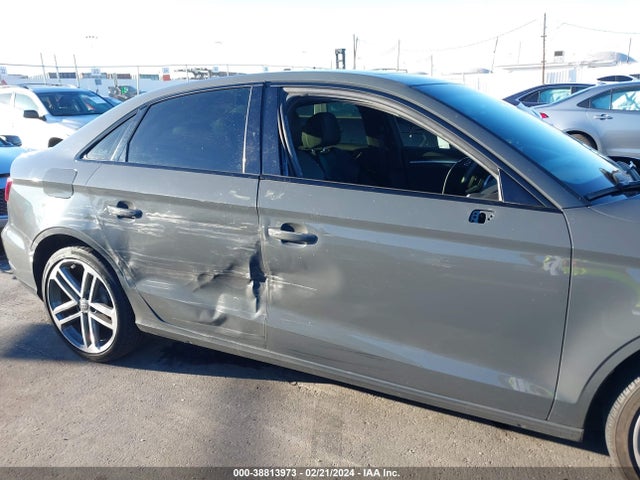 WAUAUGFF0LA053192 Audi A3 Premium 40 Tfsi Front-wheel Drive S Tronic
