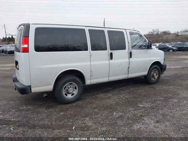 Chevrolet Express 3500 Ls 2019 1GAZGLFG0K1367267 Image 4