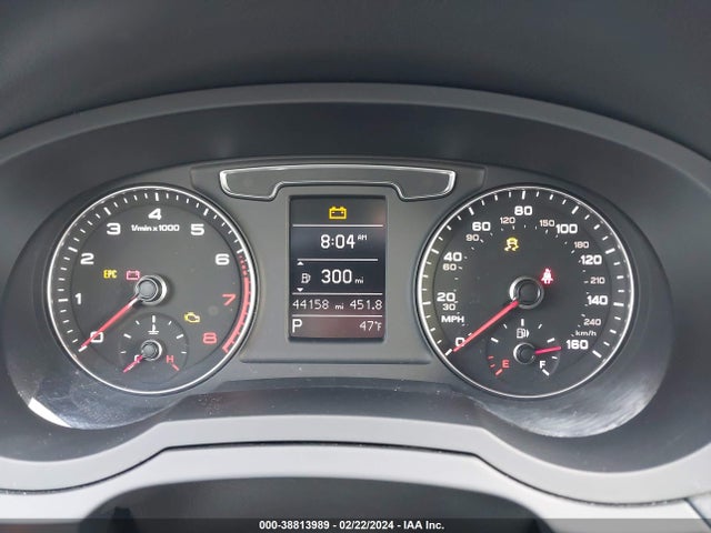 WA1ECCFS7HR014261 Audi Q3 2.0t Premium