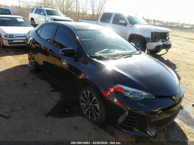 Toyota COROLLA SE 2017 2T1BURHE7HC923627 головне зображення