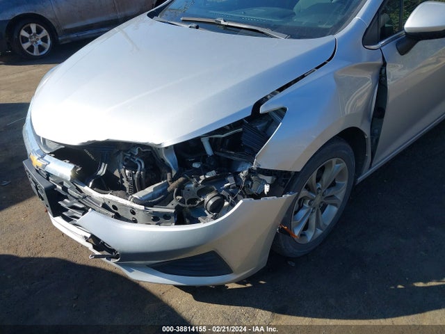 Chevrolet CRUZE LT 2019 3G1BE6SMXKS525942 Image 6