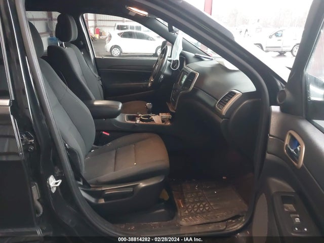 2015 JEEP GRAND CHEROKEE LAREDO VIN: 1C4RJFAG1FC233878