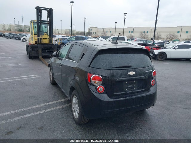 Chevrolet Sonic Lt Auto 2016 1G1JC6SGXG4163517 Image 3