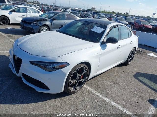 ZARFAMBN2P7669451 Alfa Romeo Giulia Veloce Rwd