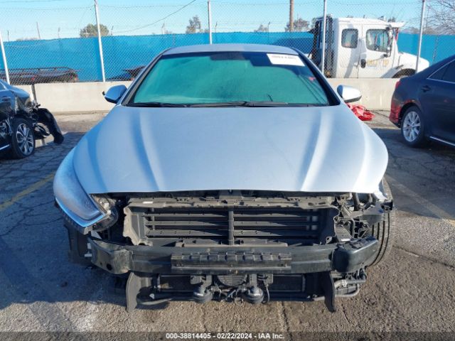 KMHE24L39JA081682 Hyundai Sonata Hybrid Se