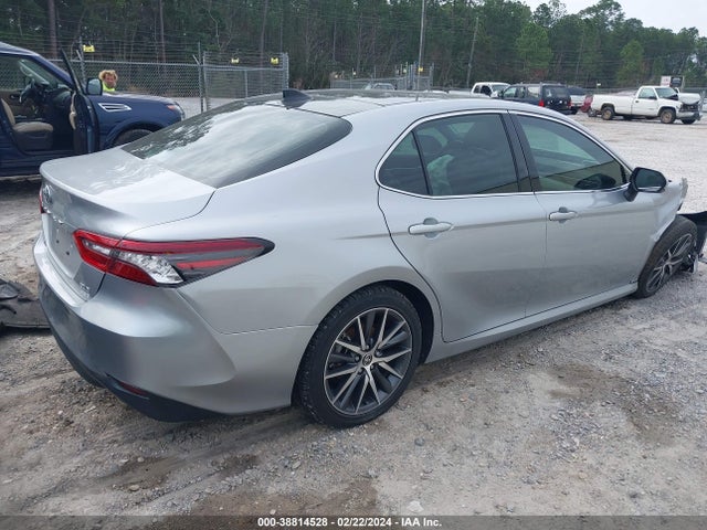 4T1F11BK0PU085108 Toyota Camry Xle Awd