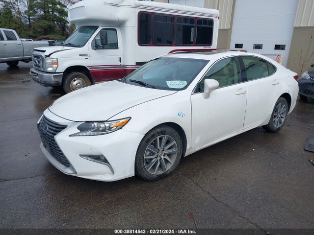 Lexus ES 300H 2017 JTHBW1GG6H2134431 Image 2