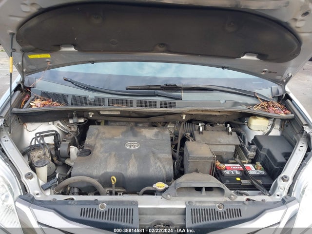 Toyota Sienna Xle 8 Passenger 2015 5TDYK3DC2FS623189 Image 10