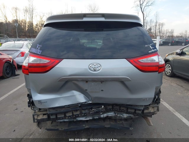 Toyota Sienna Xle 8 Passenger 2015 5TDYK3DC2FS623189 Image 16
