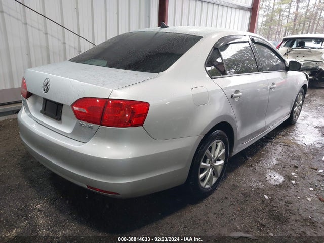 2012 VOLKSWAGEN JETTA 2.5L SE VIN: 3VWDP7AJ7CM305667