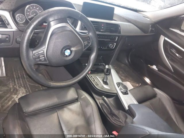 WBA8A3C53GK689620 BMW 320i Xdrive