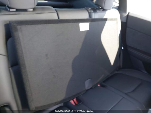 7SAYGDEE8PA048318 Tesla Model Y