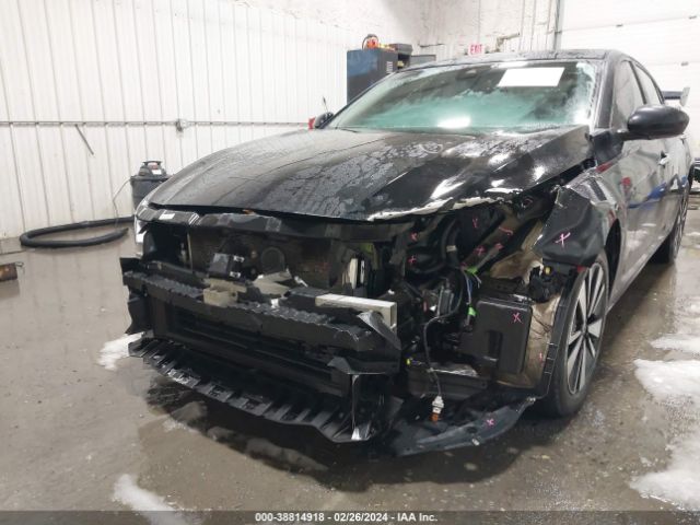 1N4BL4DW8MN311986 Nissan Altima Sv Intelligent Awd