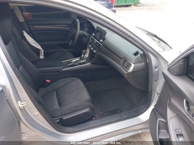 Honda ACCORD EX 2018 1HGCV1F49JA171342 Image 5