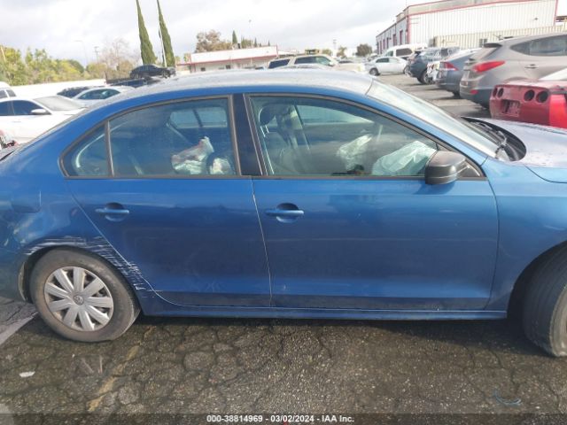 3VW2K7AJ4FM290409 Volkswagen Jetta 2.0l S