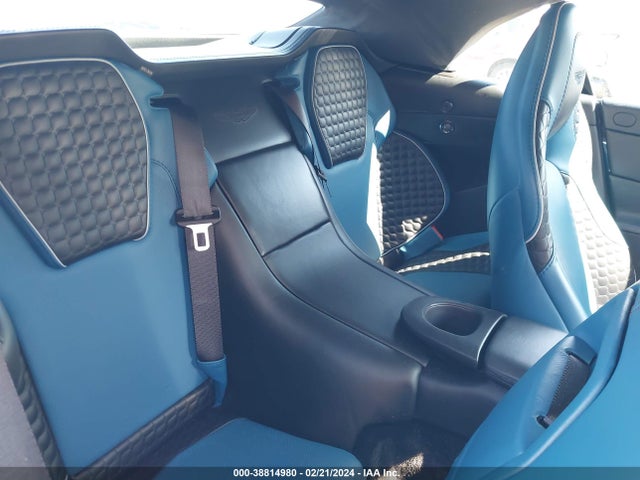 Aston Martin Vanquish Volante 2014 SCFPDCGP7EGK01319 Image 8