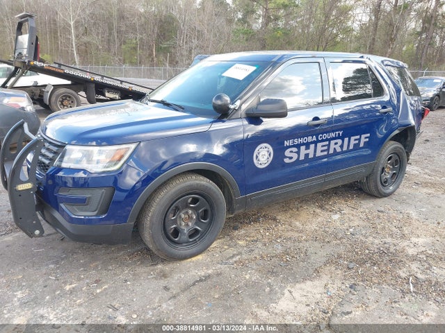 Ford Police Interceptor Utility 2018 1FM5K8AR1JGA20595 Image 2