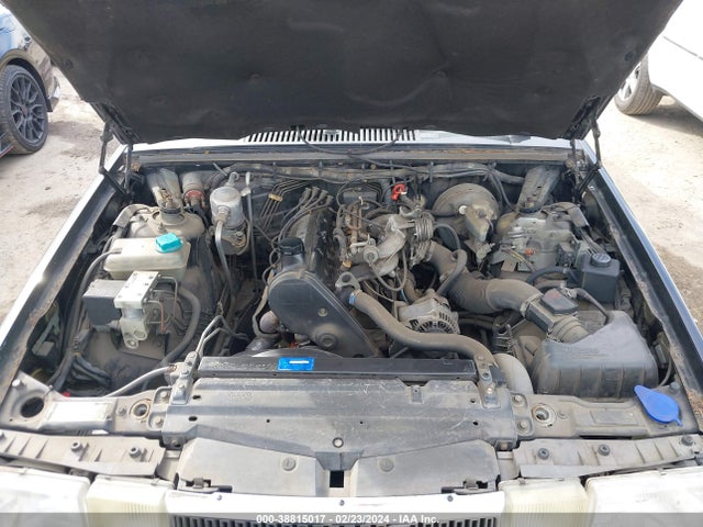 1992 VOLVO 940 GL VIN: YV1JS8811NA100338