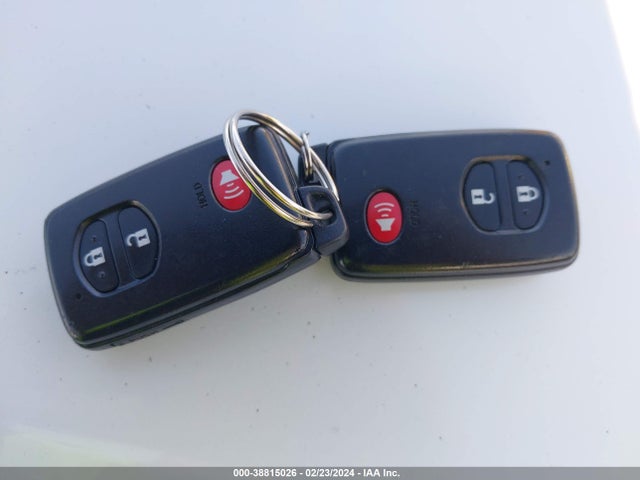 Toyota Prius Four 2014 JTDKN3DU5E1765988 Image 11