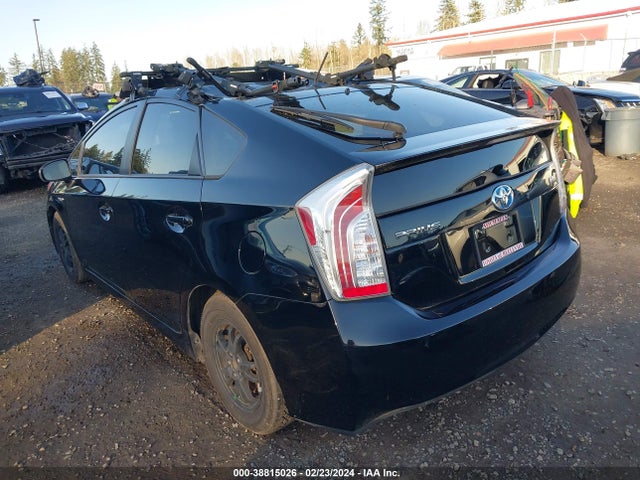 Toyota Prius Four 2014 JTDKN3DU5E1765988 Image 3