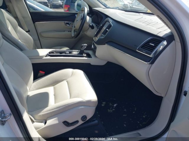 YV4102PK7L1567857 Volvo Xc90 T5 Momentum 7 Passenger