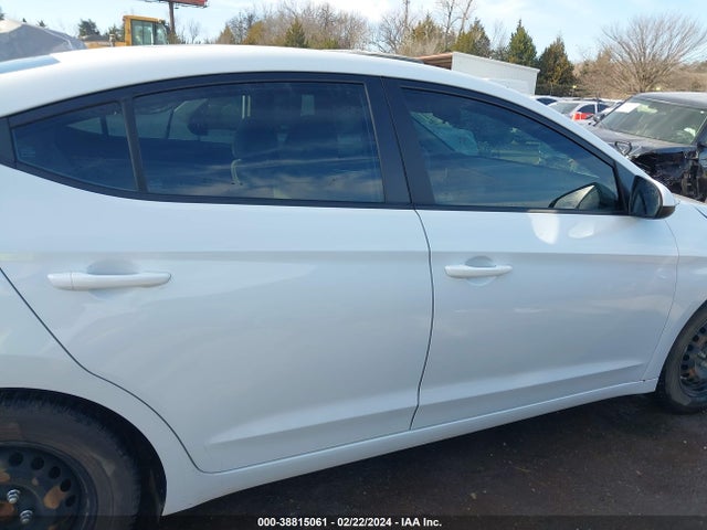 Hyundai ELANTRA SE 2020 5NPD74LF1LH563456 Image 14