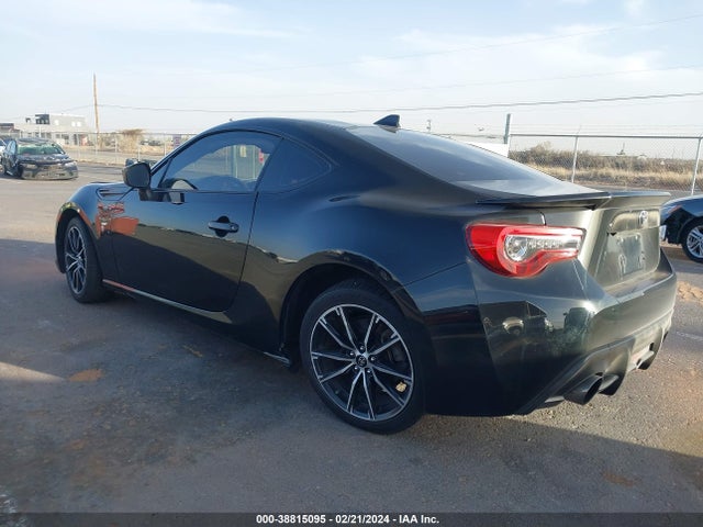Toyota 86 2017 JF1ZNAA17H8711266 Image 3