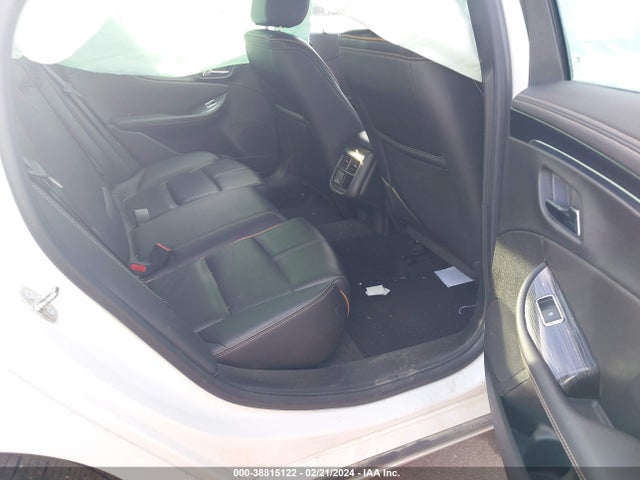 Chevrolet IMPALA 2LZ 2018 2G1125S31J9155630 Image 8