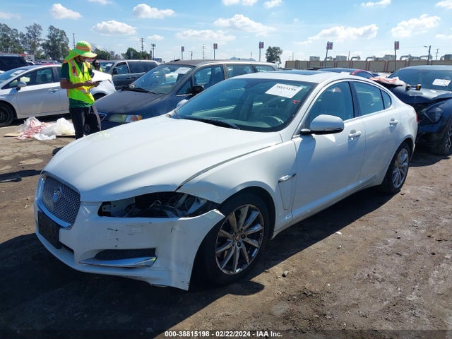 2012 JAGUAR XF SAJWA0FB4CLS50085 Photo 1